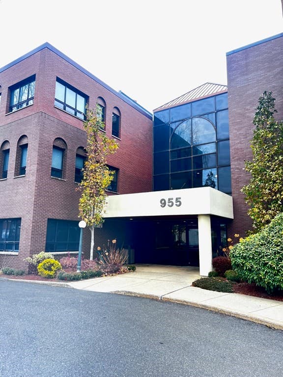 955 Main St #305