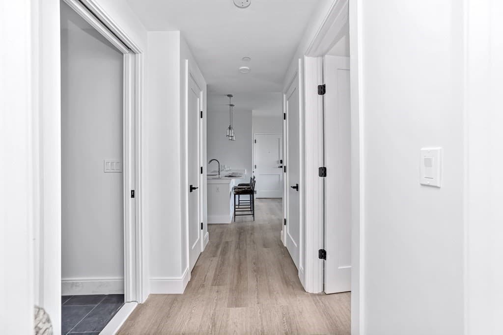 64 Alpine St #402 photo 4