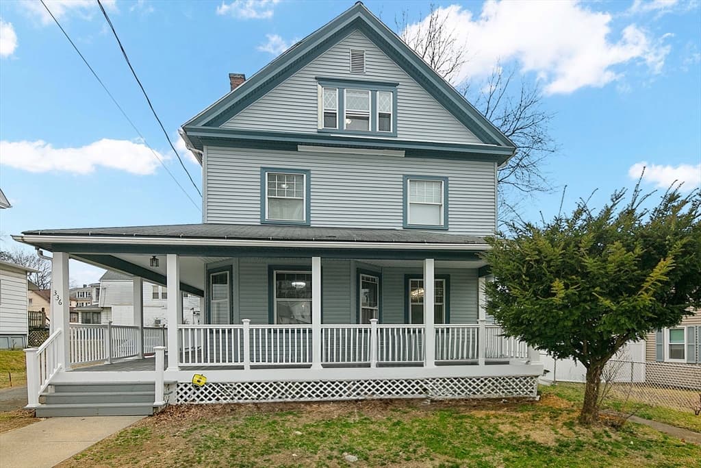 336 Springfield St photo 2