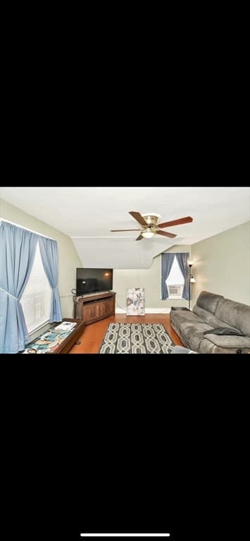 252 Somerset Ave #2