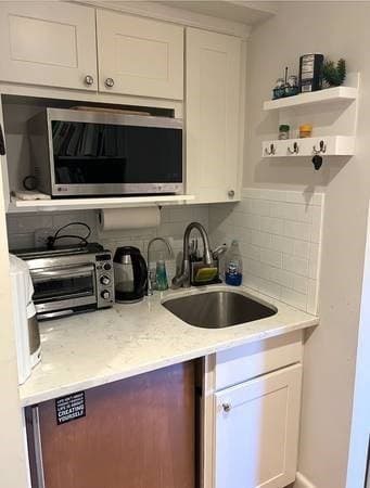 26 Hawkes St photo 2