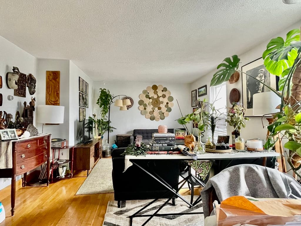 6 Hudson St #2