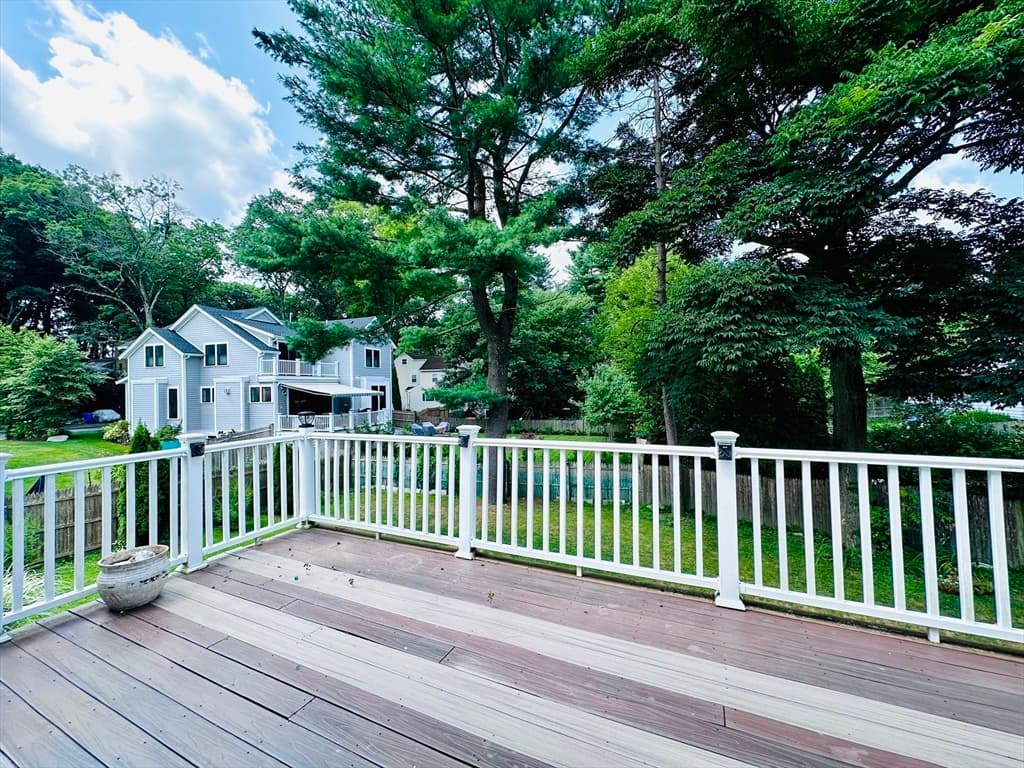 49 Hackensack Road photo 2