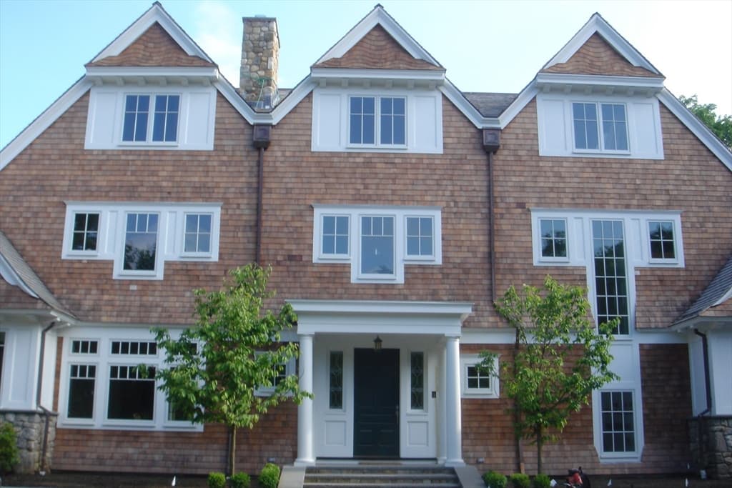 148 Highland Street photo 4