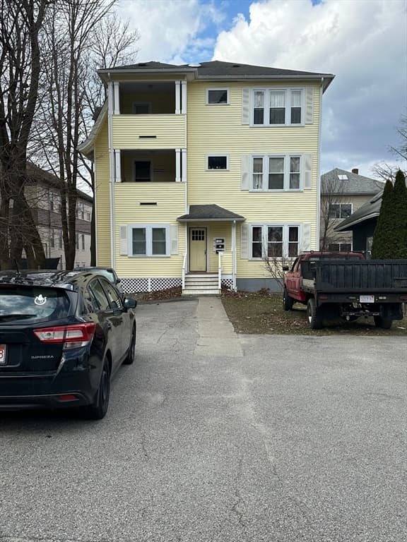 76 Providence St photo 2