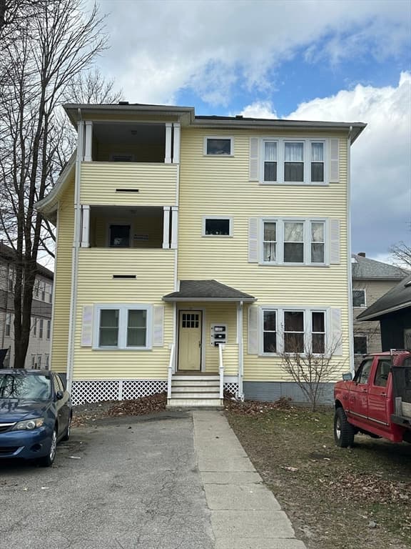 76 Providence St photo 3