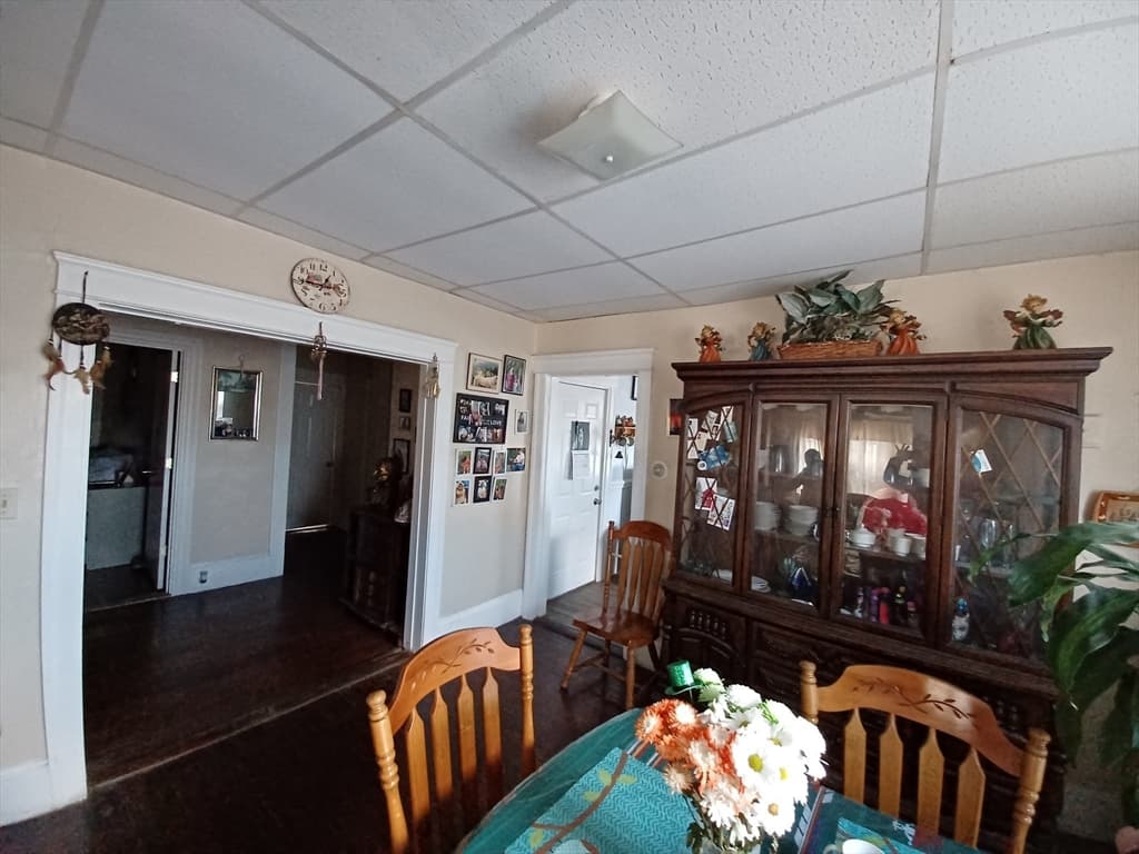 76 Providence St photo 4
