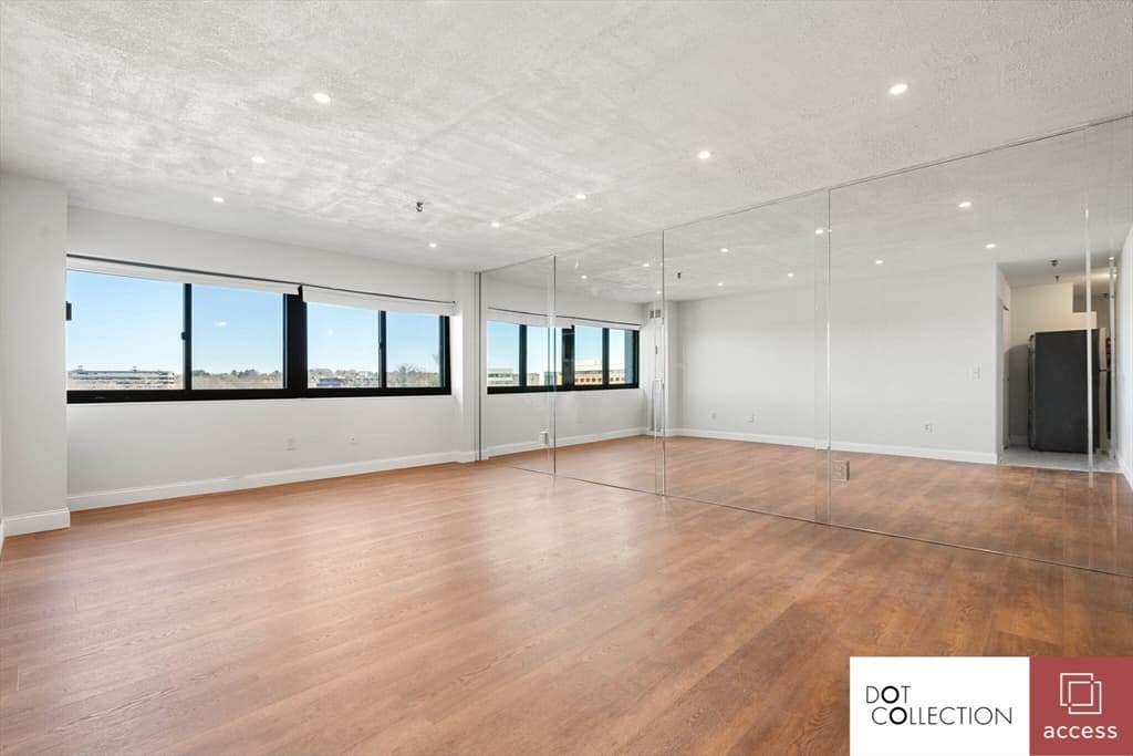 95 Audubon Rd #508