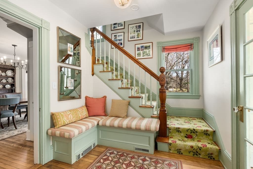 9 Maple Road photo 5