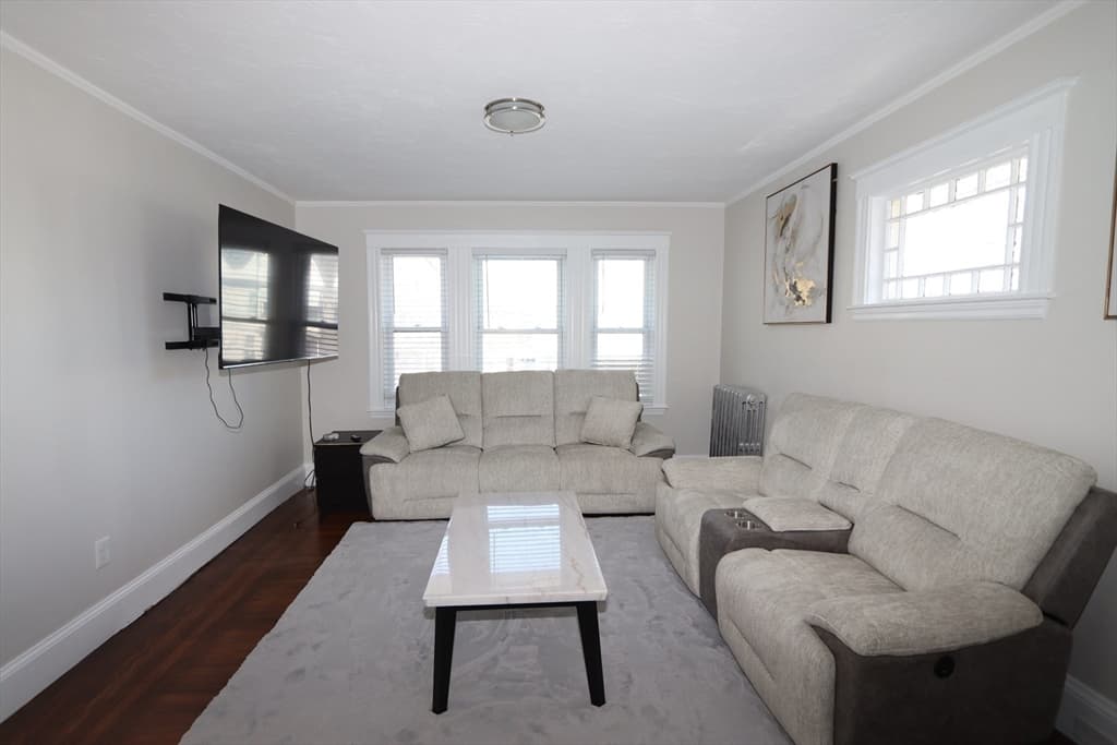 70-72 Belmont Street #72 photo 3