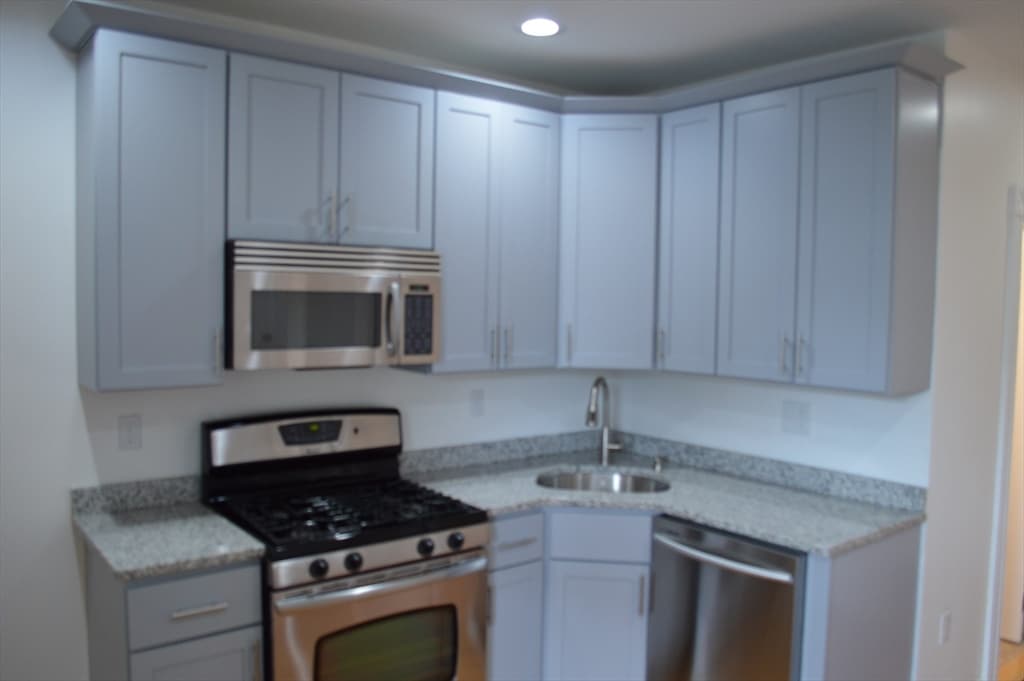 24 Howell Street #3