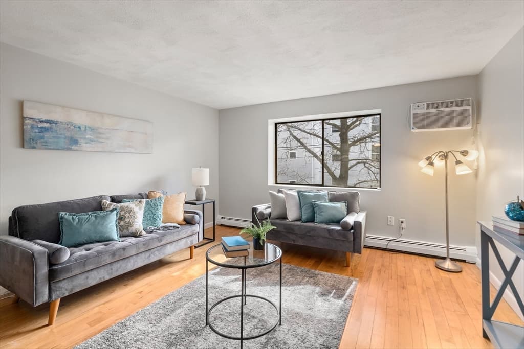 84 Grant St #12