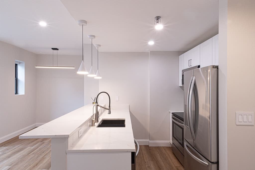 636 Beacon Street #405 photo 4