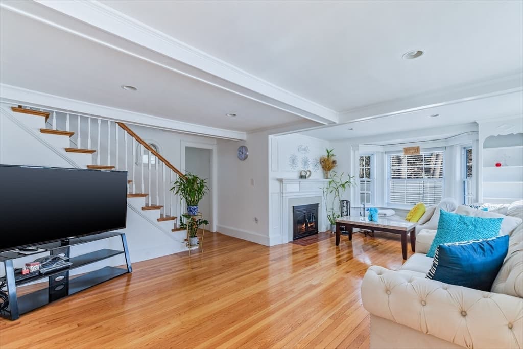 57 Elmwood Park