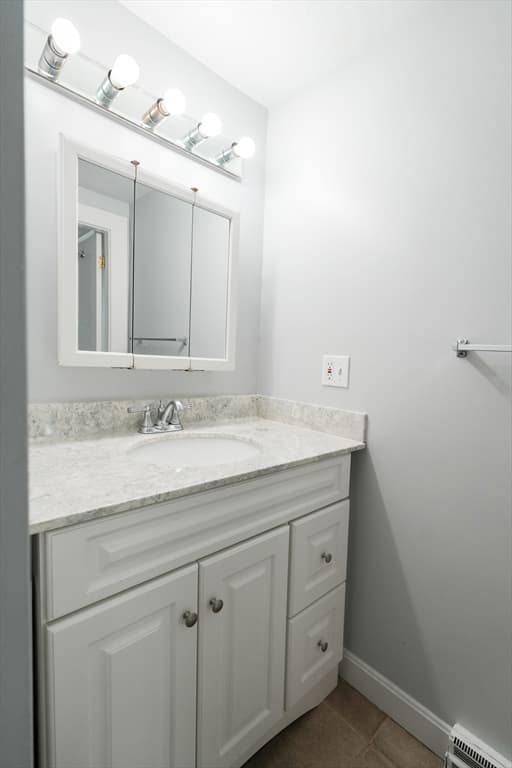 14 West St #1 photo 4