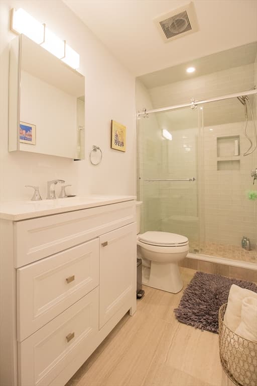 14 Chiswick Rd #5 photo 5