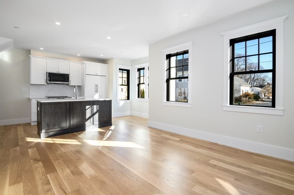131 Prospect Street #B photo 4