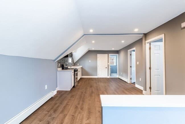 14 Stanley Ave #2 photo 4