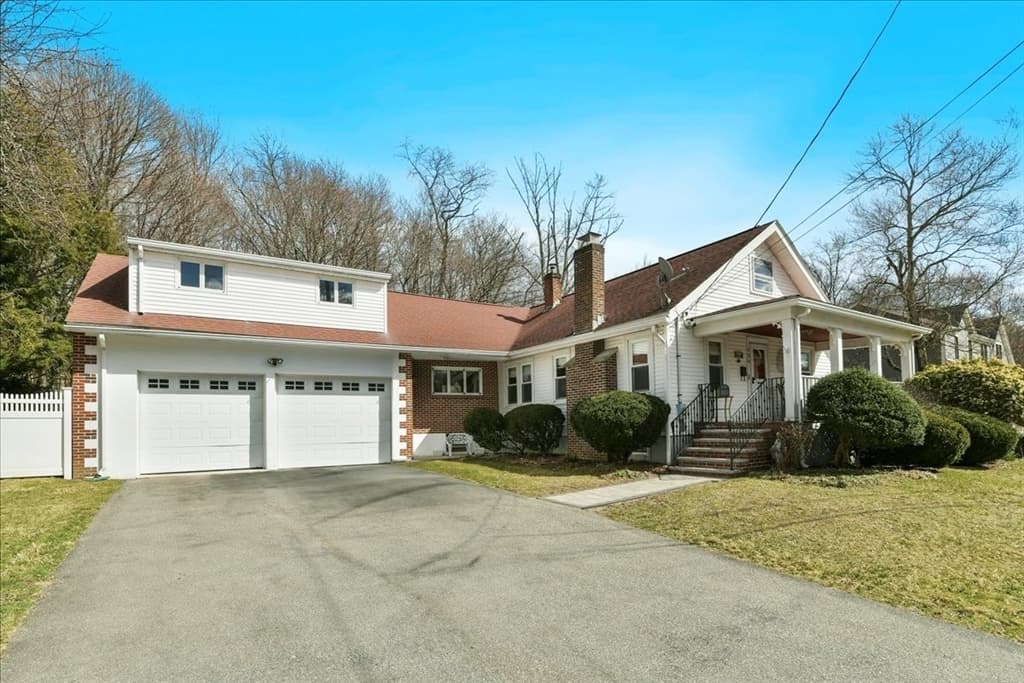 136 Ellis St
