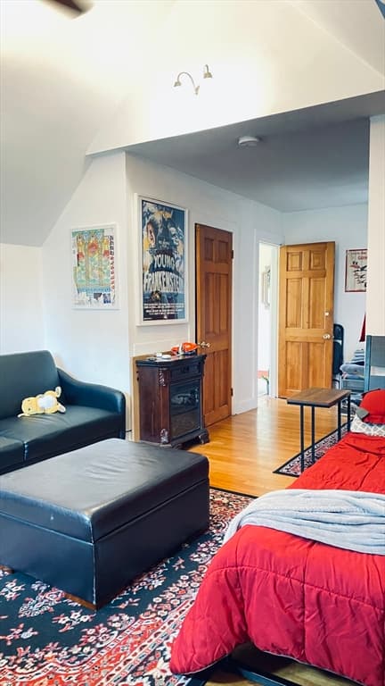 3 Nira Avenue #3 photo 5