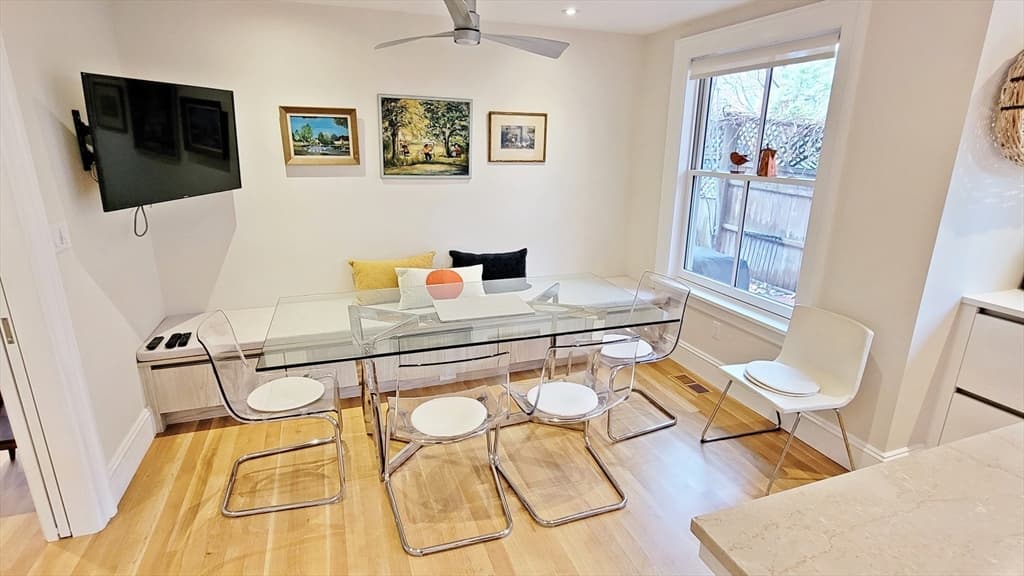 5 Carlton Street #N/A photo 5