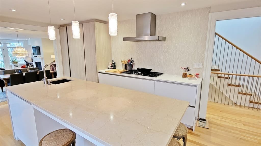 5 Carlton Street #N/A photo 4