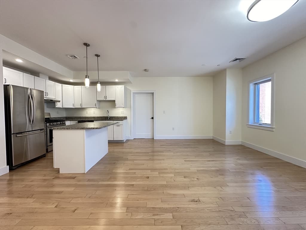 2491 Washington Street #2C photo 4