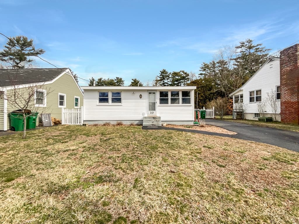 10 Belle Rd