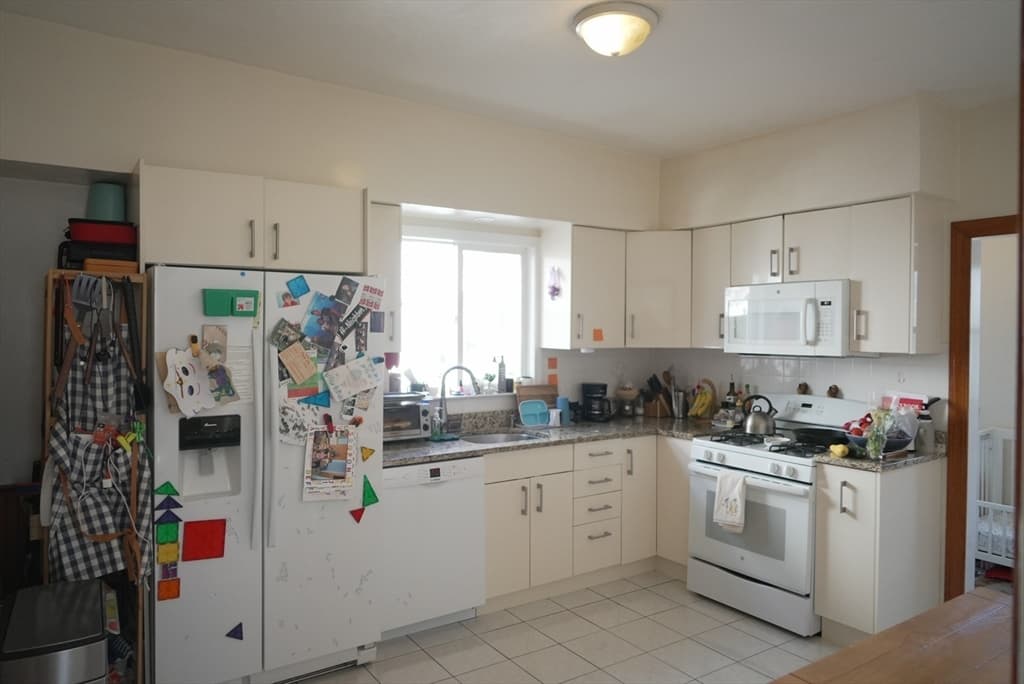 65 Fairbanks Street photo 3