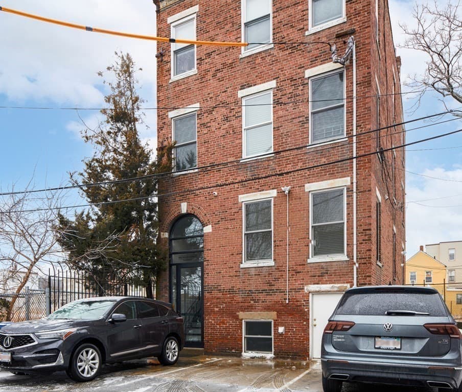 1 Chelsea Terrace #3