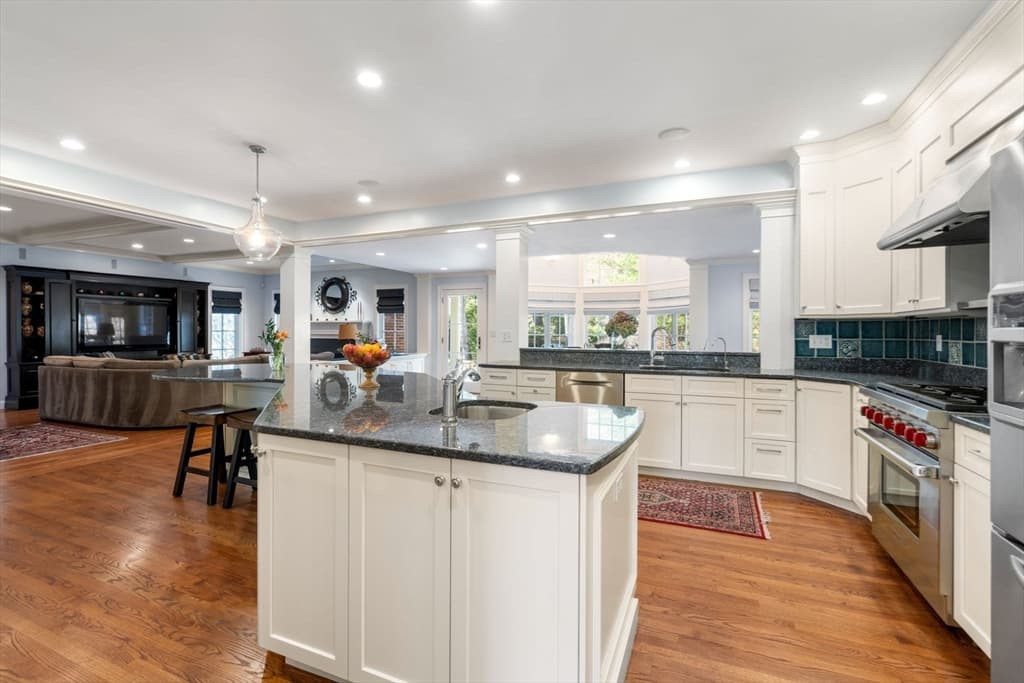 11 Davis Brook Drive photo 5