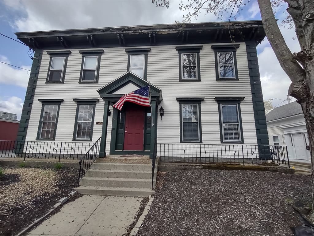 50 Main St #2