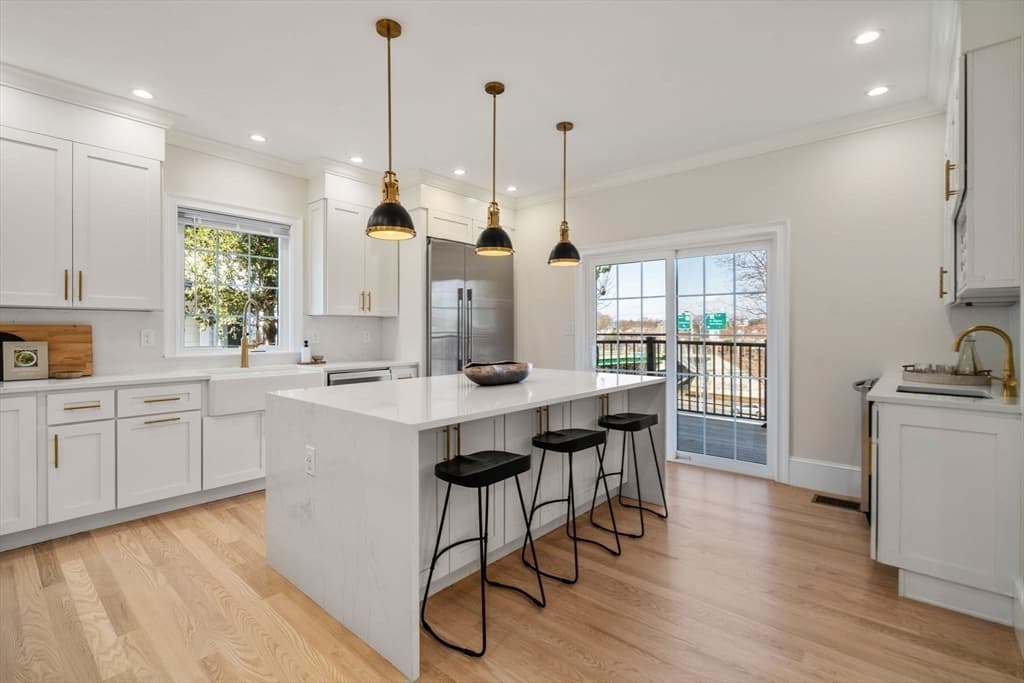 29 Hunter St. photo 2