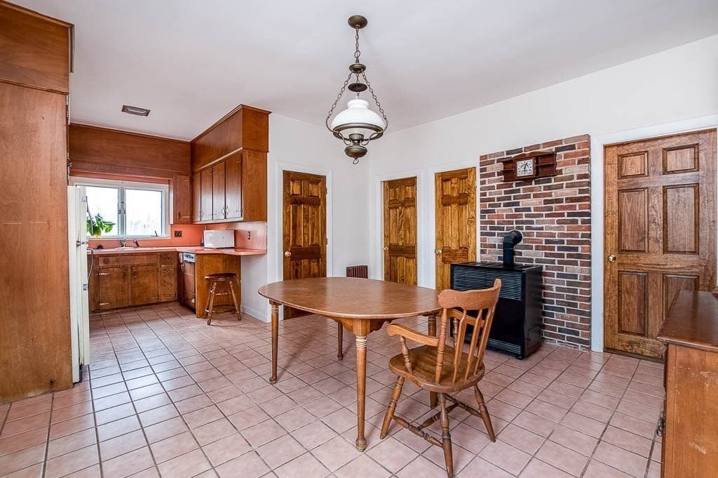 30 Sanger St photo 3