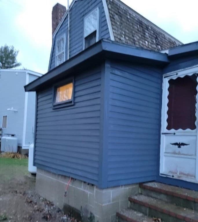 19 East Ave photo 2