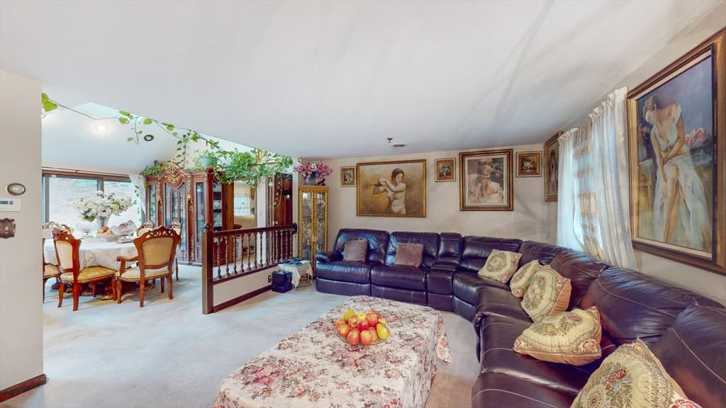 14 Lantern Ln #1 photo 3