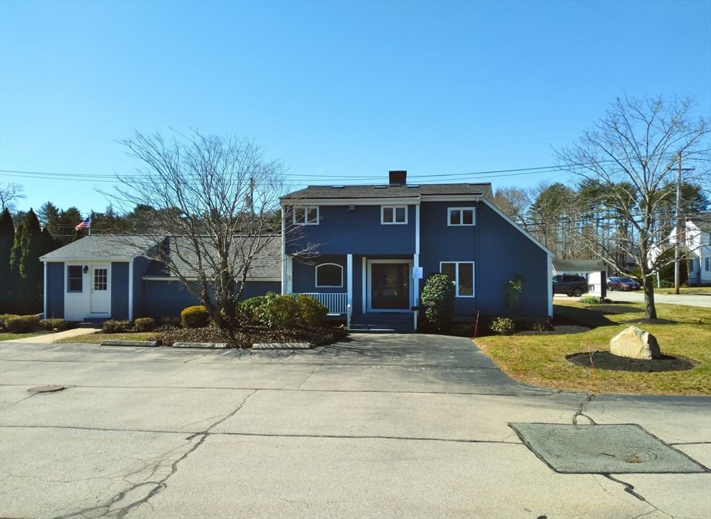 159 Washington Street photo 4