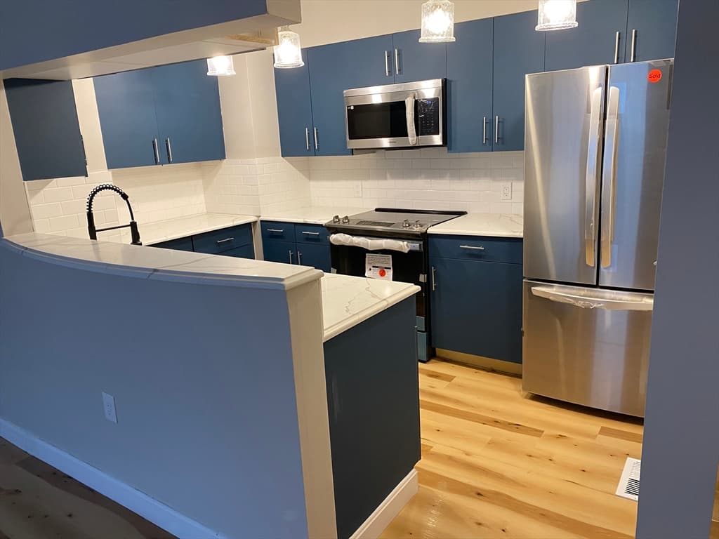 15 Ocean Ave #105