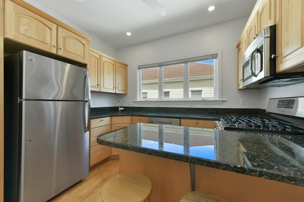44-46 Pinkham Rd #2 photo 2