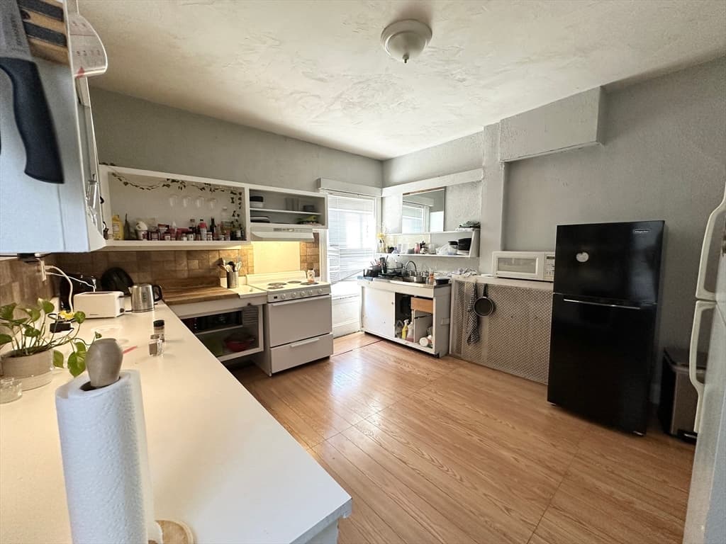 65A Gardner St #2 photo 2