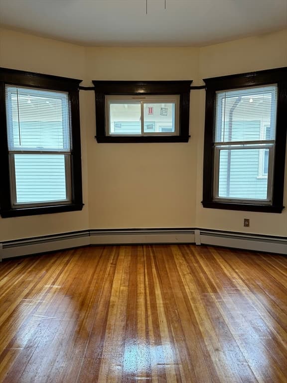 497 Talbot Ave #3 photo 5