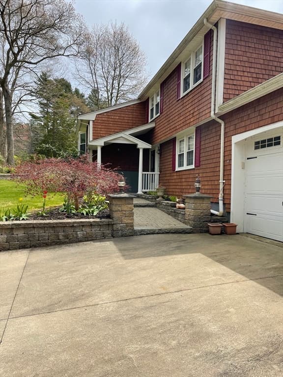 579 Long Pond Rd photo 3