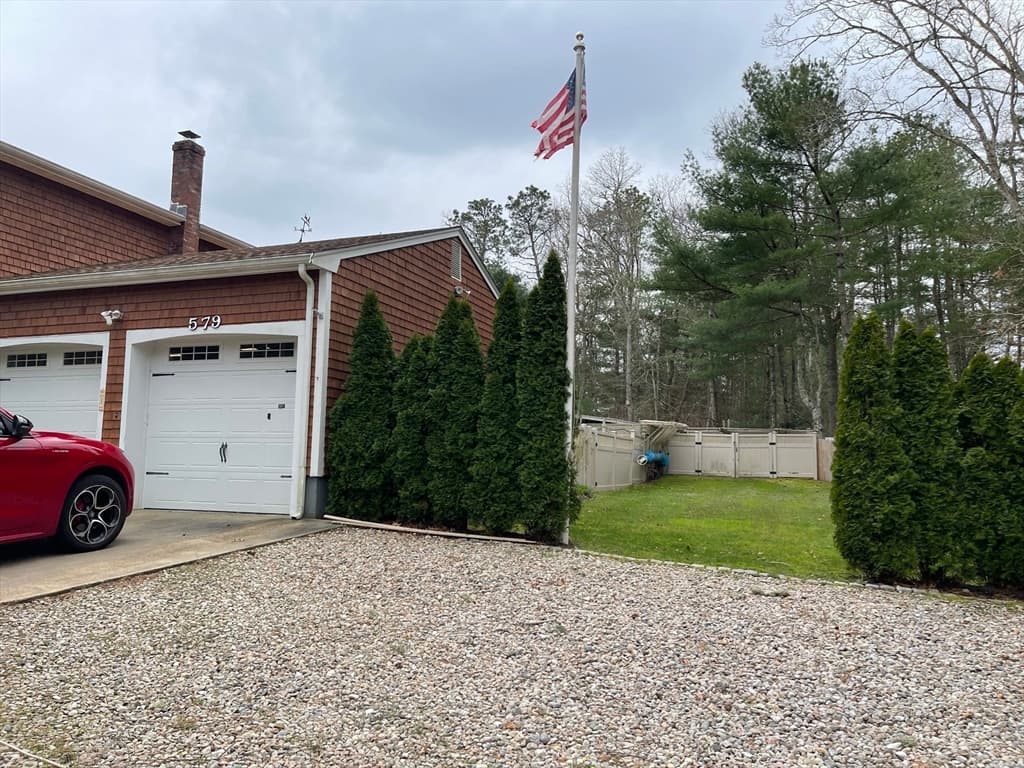 579 Long Pond Rd photo 5