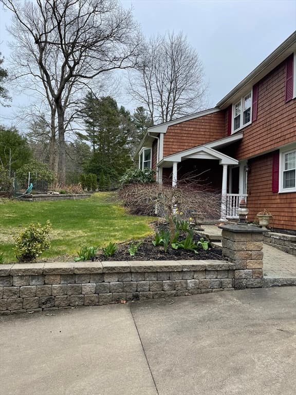 579 Long Pond Rd photo 4