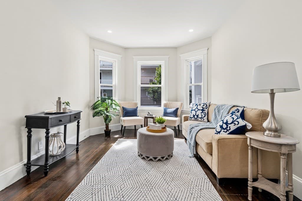 16 Hallam Street #2