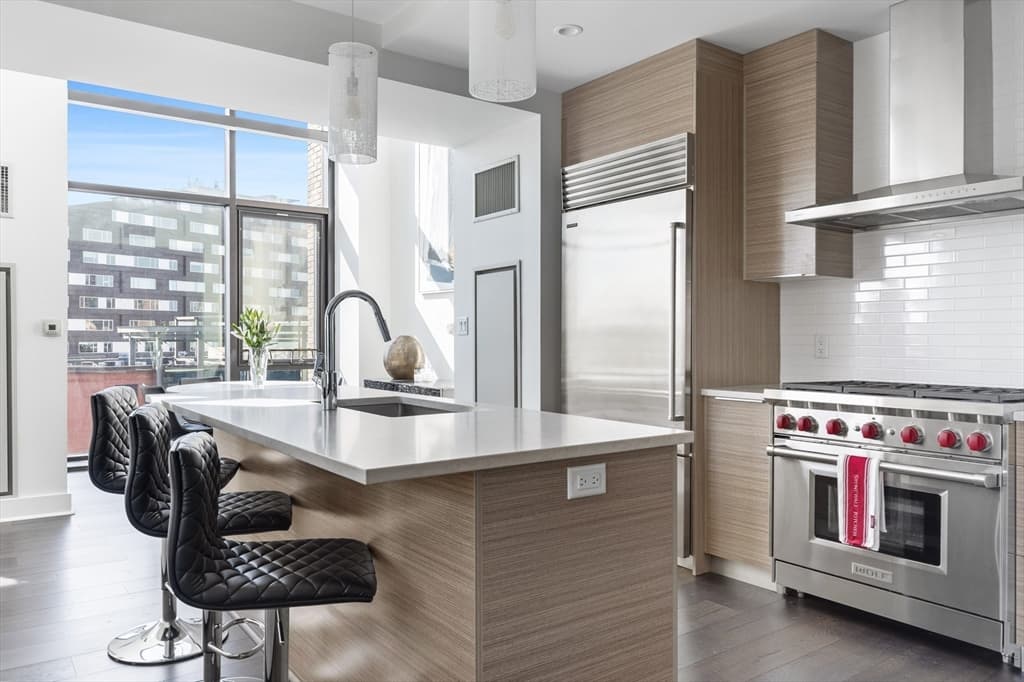 14 West Broadway #707 photo 2