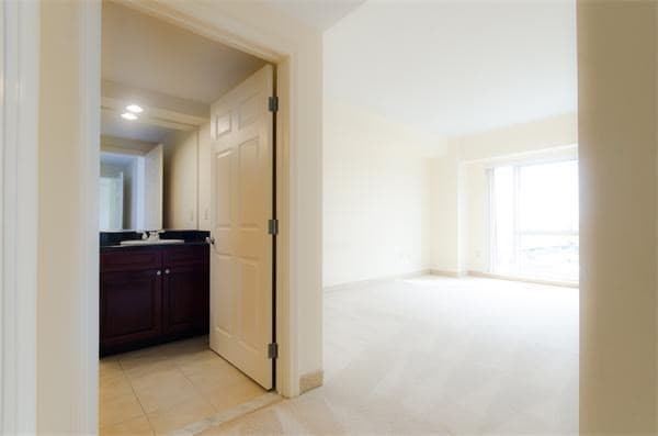 1 Nassau St #1407 photo 4
