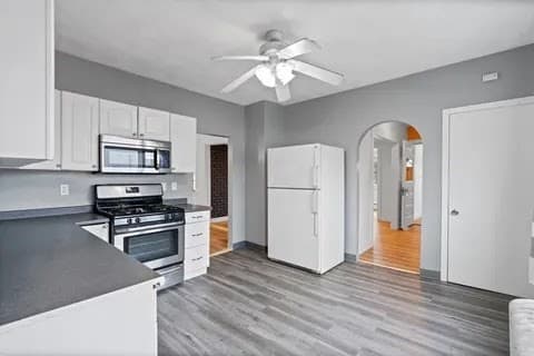 34 Tuttle Street #1 photo 3