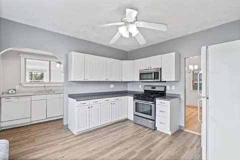 34 Tuttle Street #1
