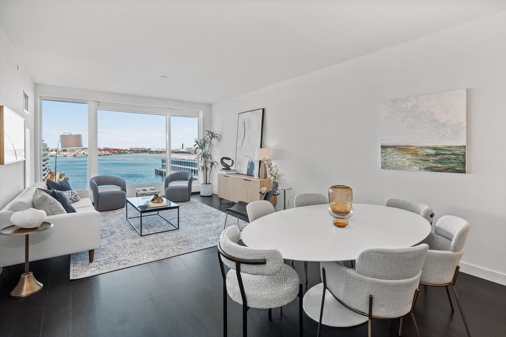 150 Seaport Blvd #10C photo 2
